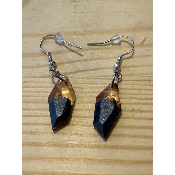 Geometric Resin & Silver Hook Dangle Earrings - Picture 1 of 3